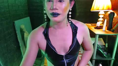 Snapshot of urhardcockqueenxxx chatting on October 21, 2025, 2:12 am queen norelle online show from October 21, 2025, 2:12 am