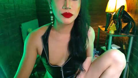Snapshot of urhardcockqueenxxx chatting on March 25, 2026, 9:43 pm queen norelle online show from March 25, 2026, 9:43 pm