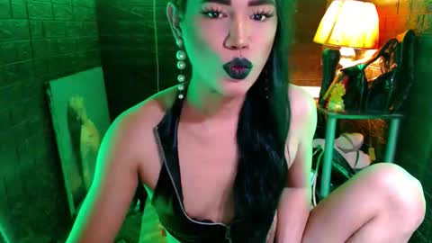 Snapshot of urhardcockqueenxxx chatting on April 23, 2026, 2:35 am queen norelle online show from April 23, 2026, 2:35 am