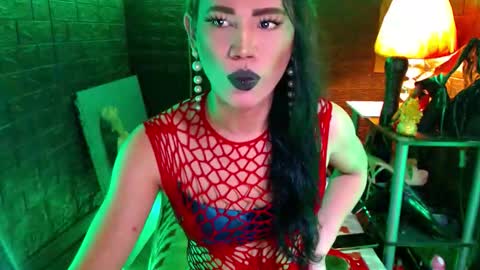 Snapshot of urhardcockqueenxxx chatting on May 15, 2026, 1:23 am queen norelle online show from May 15, 2026, 1:23 am