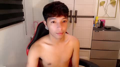 Ethan online show from March 3, 2026, 11:16 am