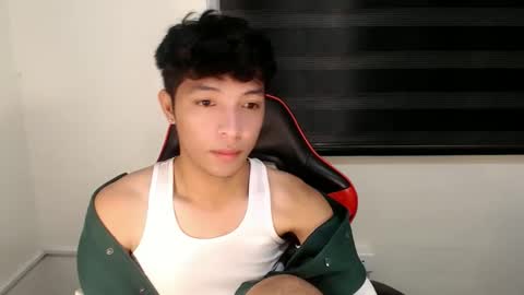Ethan online show from May 28, 2026, 9:45 pm