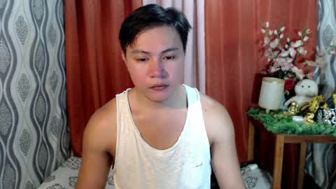 urhunky_ivan online show from February 11, 2025, 5:16 am
