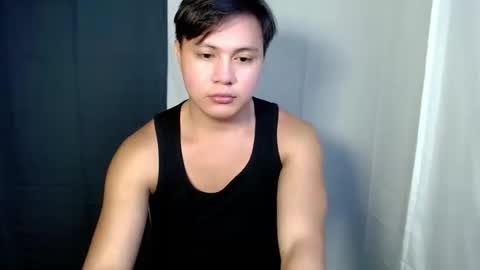 urhunky_ivan online show from March 9, 2025, 5:28 pm