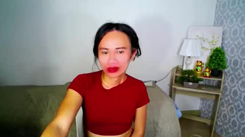 urlovely_che online show from October 12, 2025, 10:14 am