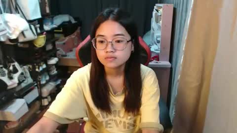 Snapshot of urlovelychinita chatting on October 2, 2025, 6:37 pm urlovelychinita online show from October 2, 2025, 6:37 pm