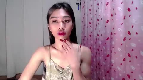 urloverjasmine_xx online show from March 20, 2026, 7:52 pm