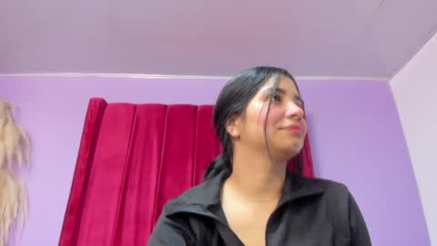 Snapshot of urlovex chatting on May 18, 2026, 10:37 pm Love online show from May 18, 2026, 10:37 pm