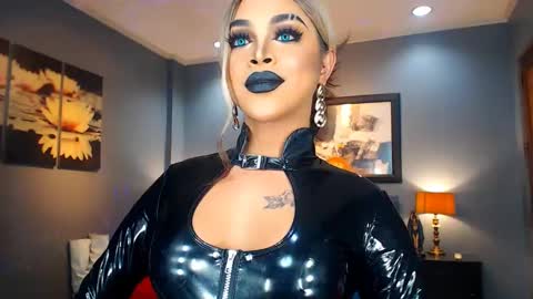 UrMajestyTyra online show from February 16, 2025, 12:19 am