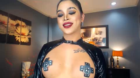 UrMajestyTyra online show from March 2, 2025, 12:20 am