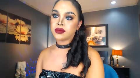 UrMajestyTyra online show from March 3, 2025, 3:52 am