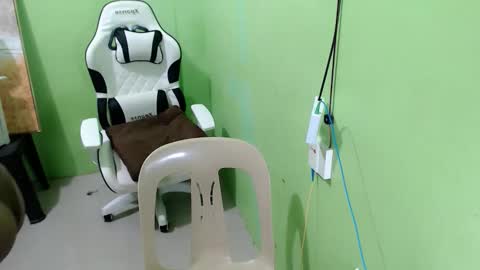 urmystical_sofie online show from November 17, 2025, 2:06 am