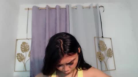 urpinay_sandra69 online show from April 17, 2026, 1:25 pm