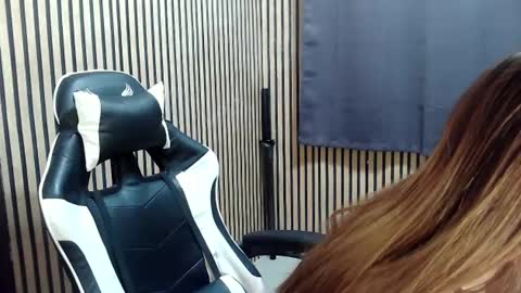 Snapshot of urpinaycutie chatting on January 8, 2025, 12:26 pm urpinaycutie online show from January 8, 2025, 12:26 pm