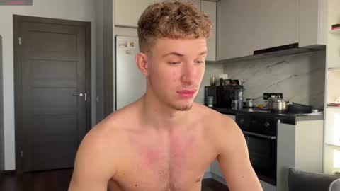 ursaotome online show from October 17, 2025, 12:19 pm