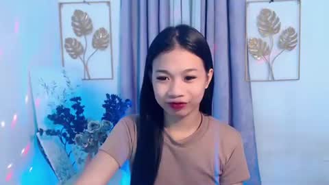 JUST CALL ME LLANA online show from October 23, 2025, 9:19 am