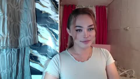 TYRA online show from December 21, 2024, 12:38 pm