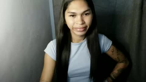 ursweet_zeviixx online show from May 27, 2026, 7:16 am