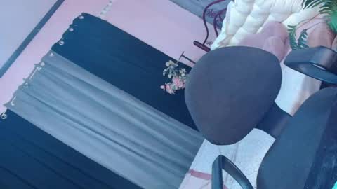UrSweetBbGirl online show from June 26, 2026, 12:48 am