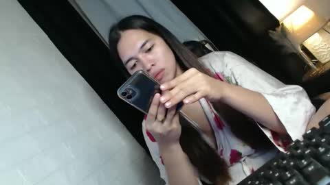 ursweetgirl thea online show from September 13, 2025, 6:40 pm