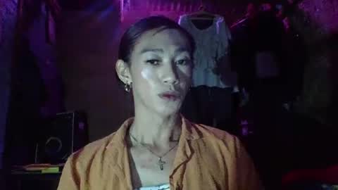 ursweetlarry online show from June 25, 2026, 9:58 am