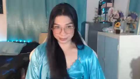 Ashley Kate Mateo Gray online show from March 19, 2026, 5:55 am