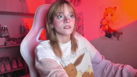 uryukim_ online show from December 16, 2024, 12:26 am