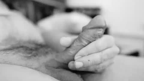 Snapshot of user2f chatting on December 19, 2024, 1:29 pm steve online show from December 19, 2024, 1:29 pm