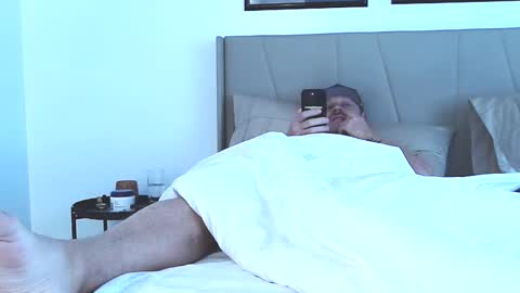 Snapshot of utah4fub4 chatting on November 4, 2025, 7:35 pm utah4fub4 online show from November 4, 2025, 7:35 pm