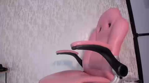        online show from September 10, 2025, 1:55 pm