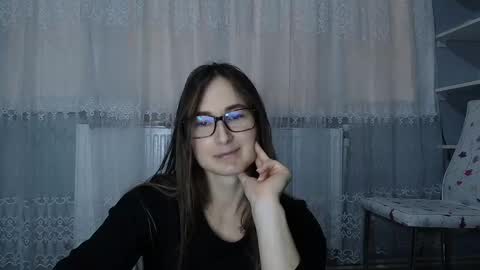 Snapshot of va_len_sea_ya chatting on February 15, 2025, 6:44 pm Valensiya online show from February 15, 2025, 6:44 pm