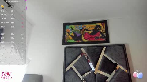 Vahiolet smith online show from October 29, 2025, 3:09 am