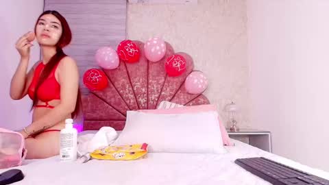 Vaiolet colls online show from February 10, 2026, 11:58 am