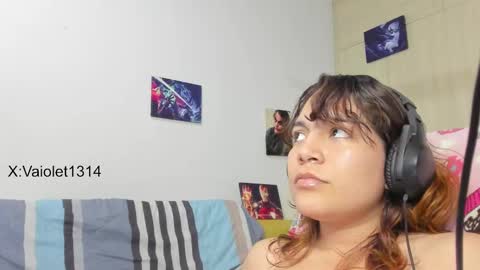 Snapshot of vaioletuwu chatting on February 10, 2025, 6:42 am Vaiolet1314 online show from February 10, 2025, 6:42 am