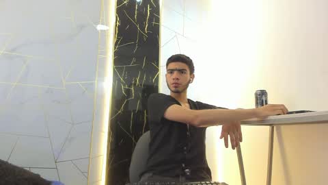 VALENTIN  online show from March 23, 2026, 3:32 am