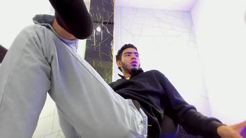 VALENTIN  online show from April 10, 2026, 3:12 am