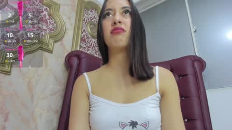 Snapshot of valentina_cortes72 chatting on December 27, 2024, 2:04 am Valentina online show from December 27, 2024, 2:04 am