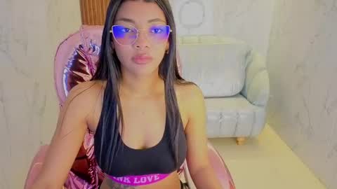 Valentina  online show from May 23, 2026, 12:31 pm