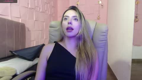 Valentina online show from June 18, 2026, 10:36 pm