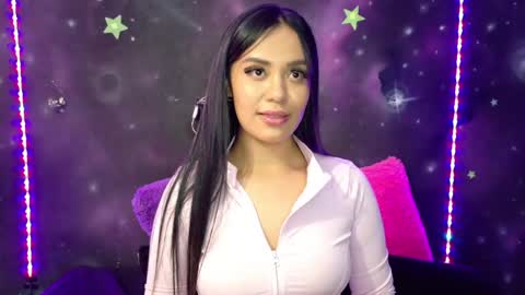 valentinarojass_ online show from May 28, 2026, 7:55 pm