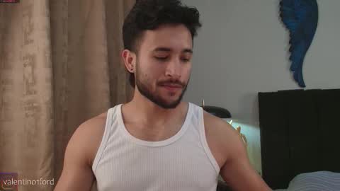 Valentino online show from November 12, 2025, 9:36 pm