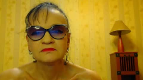 Snapshot of valenttijm3851 chatting on February 20, 2025, 9:44 am valentijm online show from February 20, 2025, 9:44 am