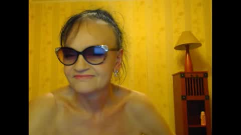 Snapshot of valenttijm3851 chatting on March 9, 2025, 5:28 pm valentijm online show from March 9, 2025, 5:28 pm