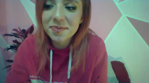 Snapshot of valeri_cove chatting on January 18, 2025, 5:37 pm Valeri Cove online show from January 18, 2025, 5:37 pm