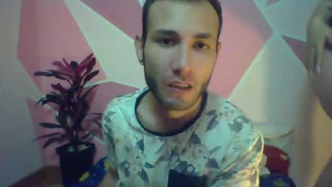 Snapshot of valeri_cove chatting on January 22, 2025, 7:14 am Valeri Cove online show from January 22, 2025, 7:14 am