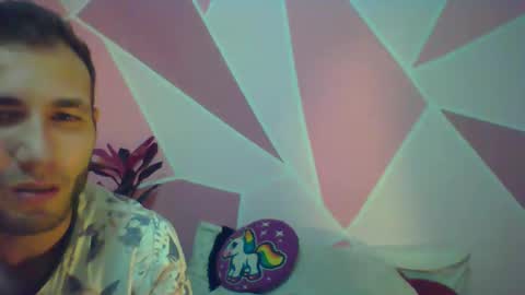 Snapshot of valeri_cove chatting on January 22, 2025, 10:18 am Valeri Cove online show from January 22, 2025, 10:18 am