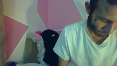 Snapshot of valeri_cove chatting on February 14, 2025, 5:57 pm Valeri Cove online show from February 14, 2025, 5:57 pm