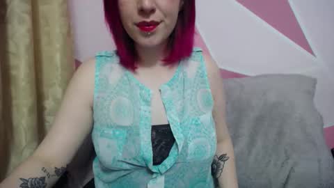 Snapshot of valeri_cove chatting on March 4, 2025, 7:08 am Valeri Cove online show from March 4, 2025, 7:08 am