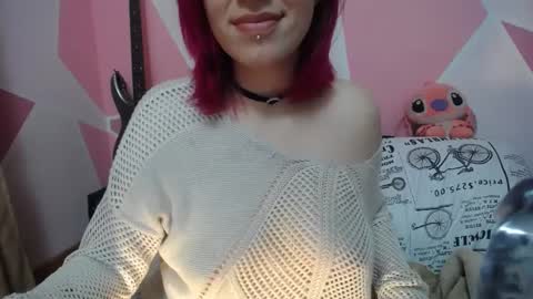 Snapshot of valeri_cove chatting on March 7, 2025, 4:57 am Valeri Cove online show from March 7, 2025, 4:57 am