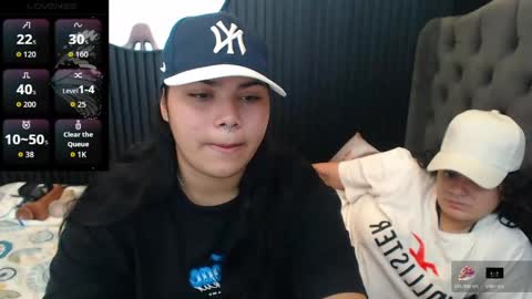 valeri_harpers4 online show from April 25, 2026, 2:47 pm